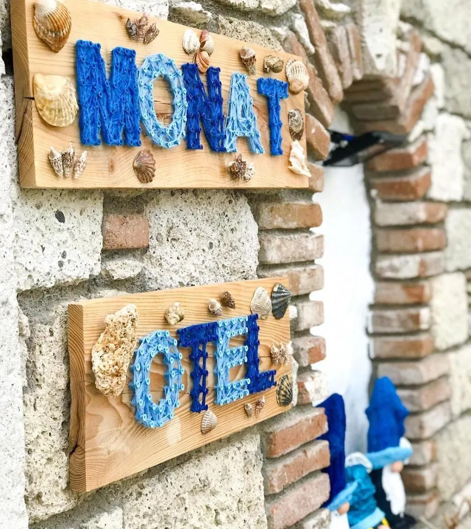 Monat Otel Alaçatı