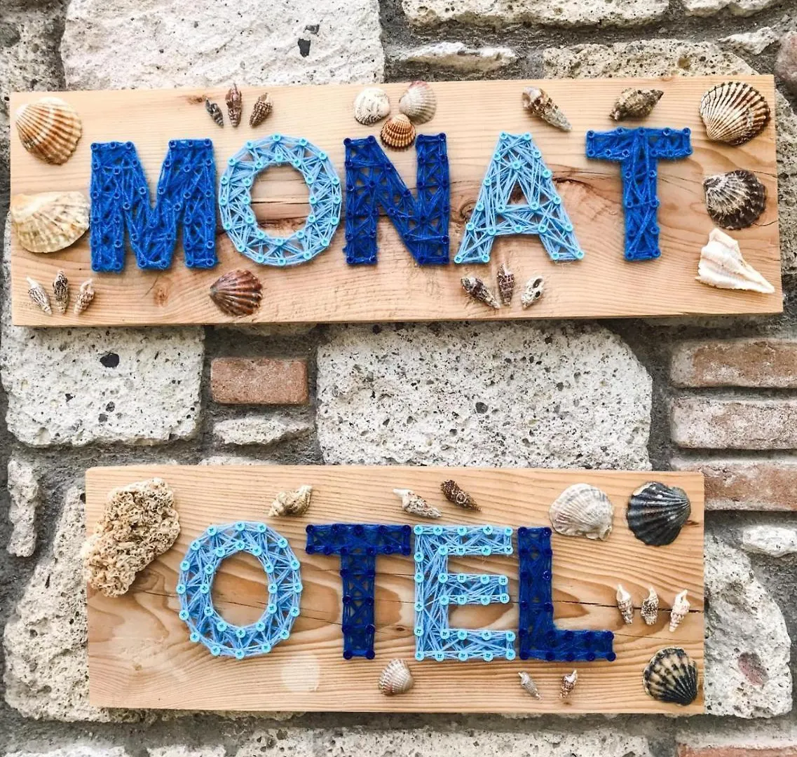 Monat Otel Alacati 2*,